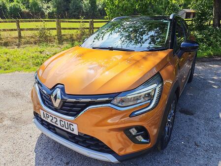 RENAULT